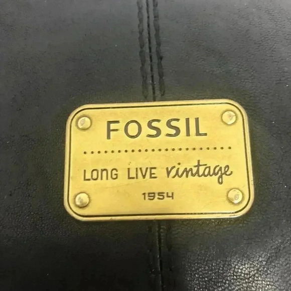 Fossil Vintage Black Leather Crossbody - Picture 4 of 12